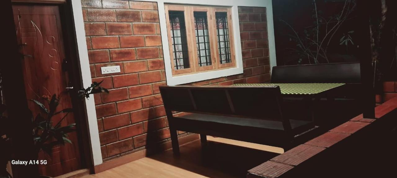 Green Hills Farm And Guest House 마시나구디 외부 사진