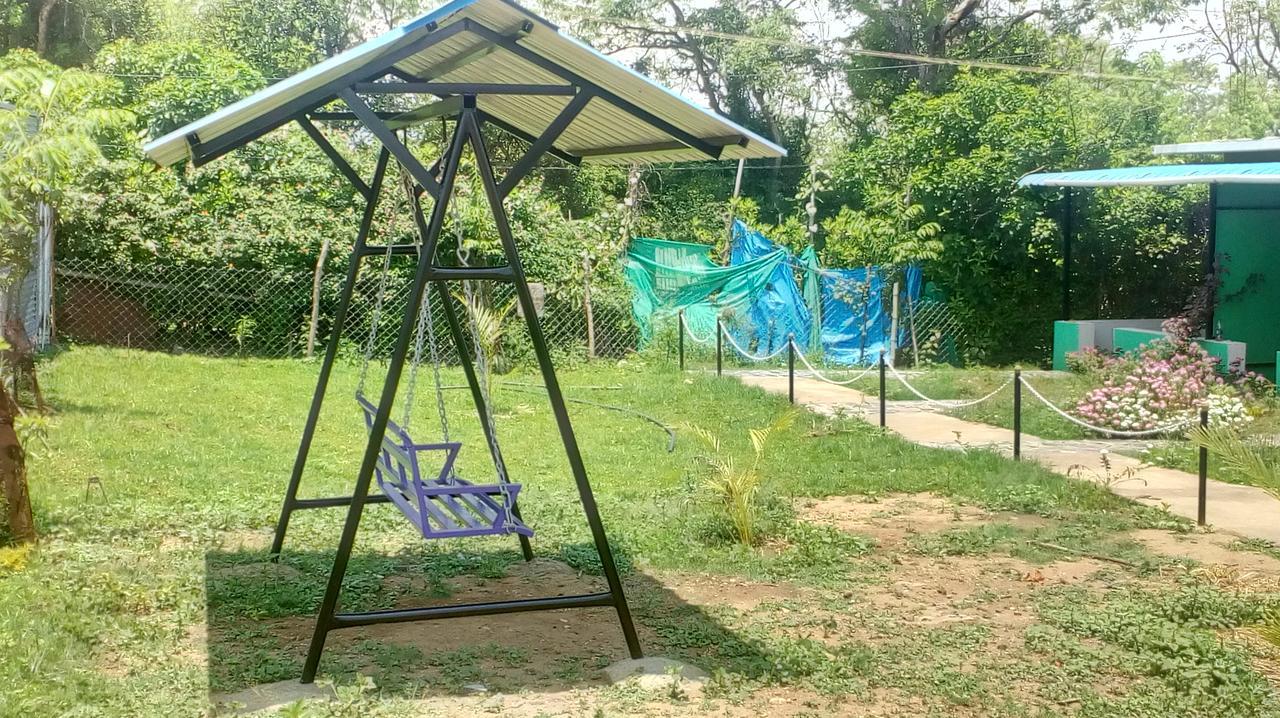 Green Hills Farm And Guest House 마시나구디 외부 사진