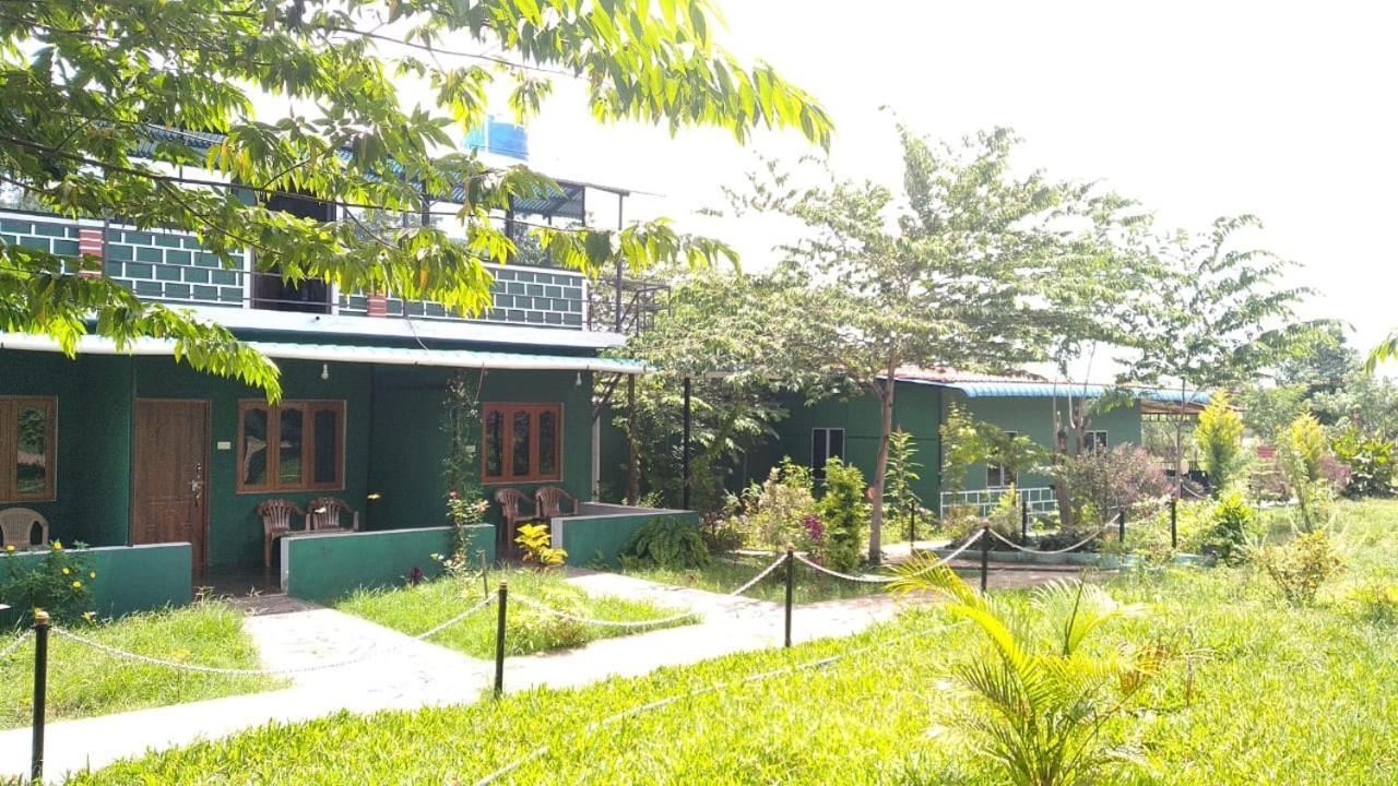 Green Hills Farm And Guest House 마시나구디 외부 사진